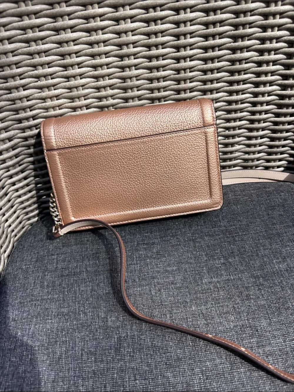 kate spade metallic rose gold pebbled leather crossbody NEW